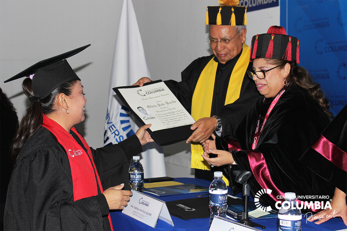 CEREMONIA DE GRADUACIÓN