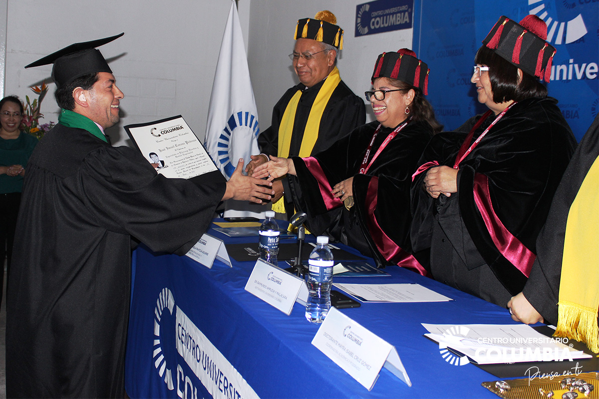 CEREMONIA DE GRADUACIÓN