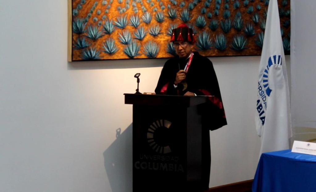 ENTREGA DOCTORADO HONORIS CAUSA