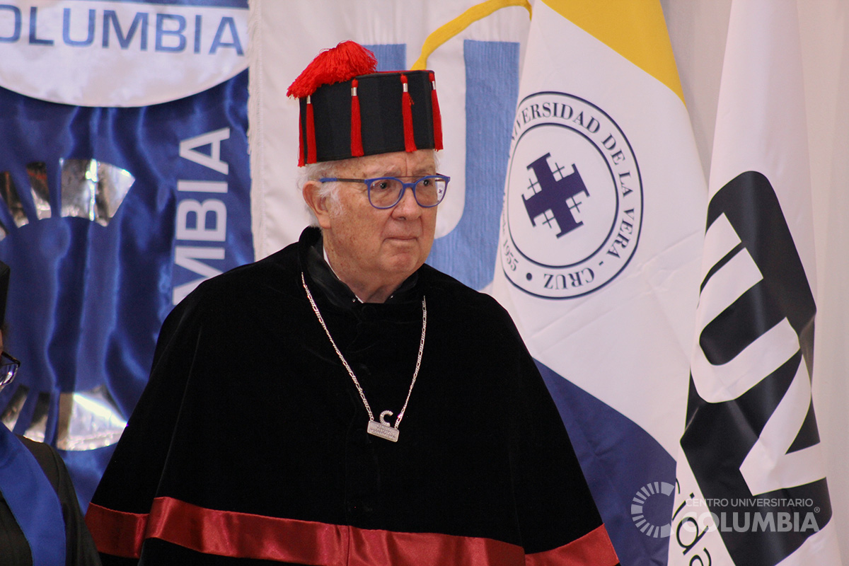 ENTREGA DE RECONOCIMIENTO POR LOS 65 AÑOS DEL CENTRO UNIVERSITARIO COLUMBIA DE PARTE DE LA ALIANZA PARA LA EDUCACIÓN SUPERIOR (ALPES) - XXI PREMIO A LA EXCELENCIA ESTUDIANTIL Y ACADÉMICA