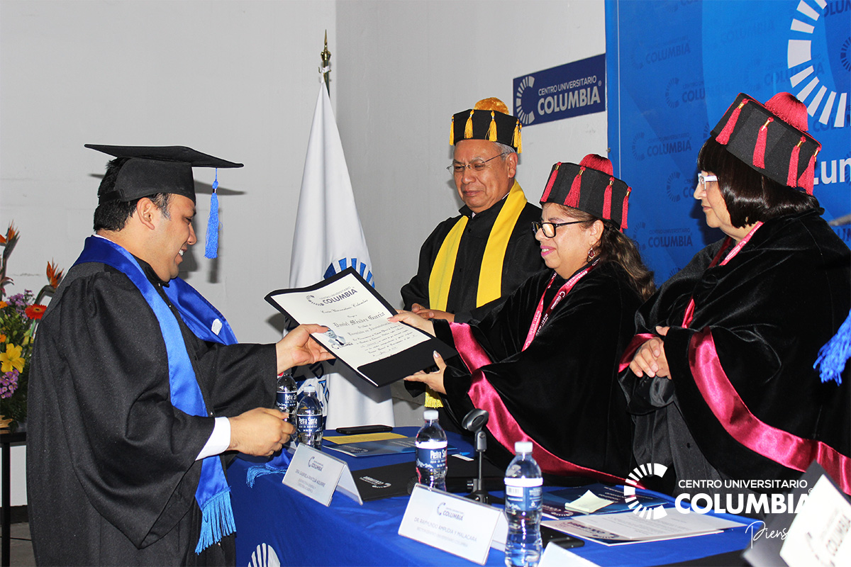 CEREMONIA DE GRADUACIÓN